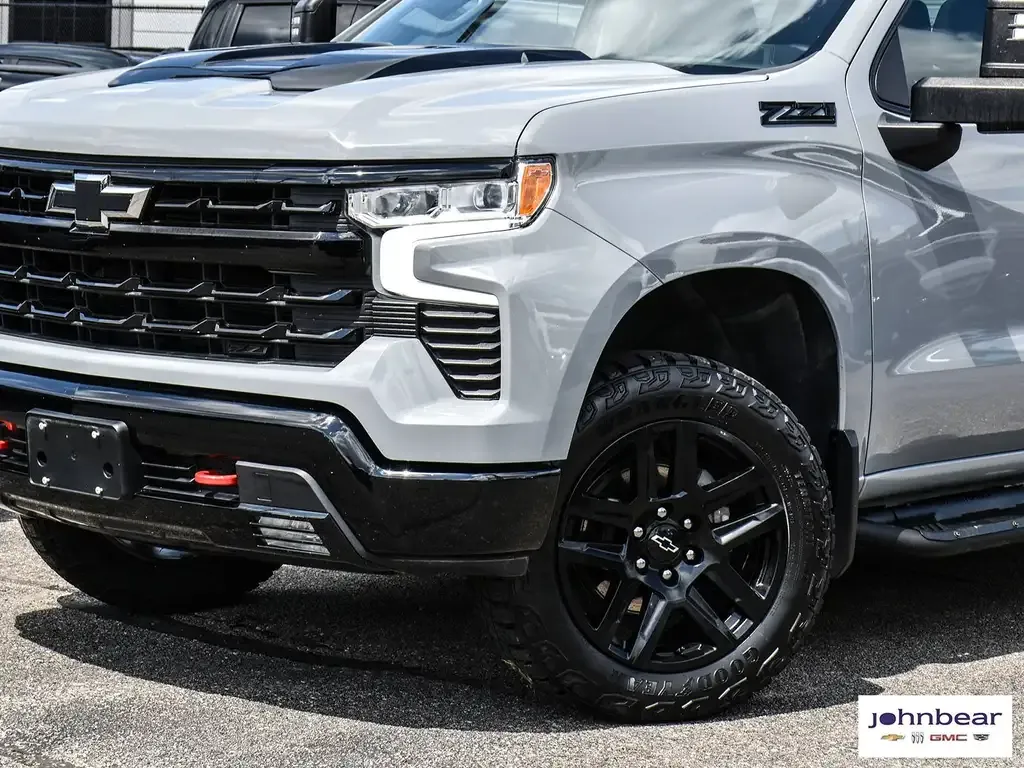 Chevrolet Silverado 1500 2024 photo 2