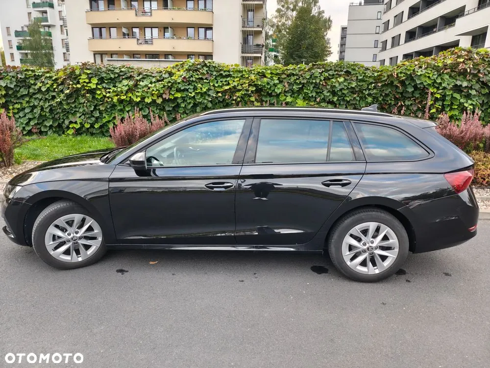 Skoda Octavia 2023 photo 4