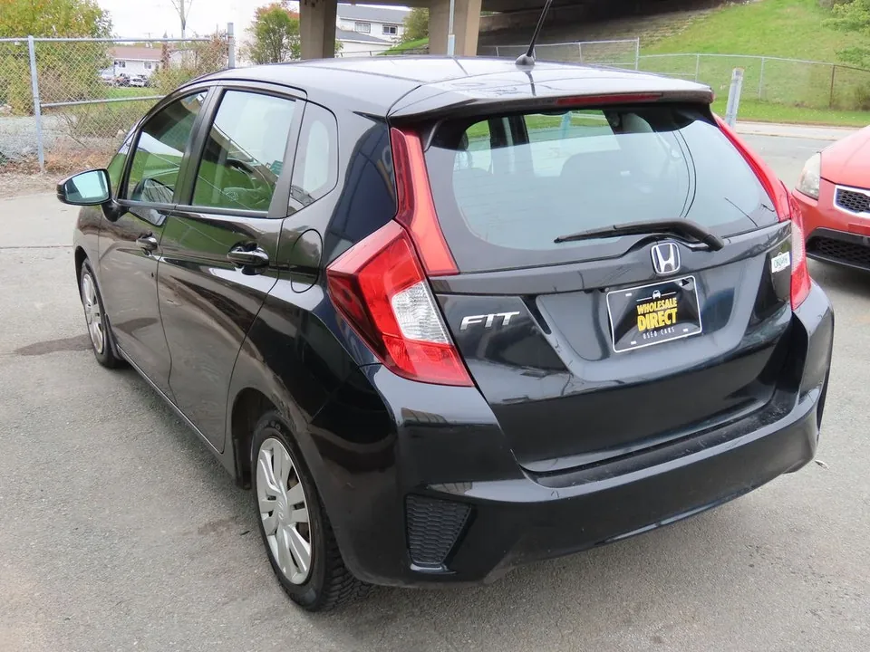 Honda Fit 2015 photo 4