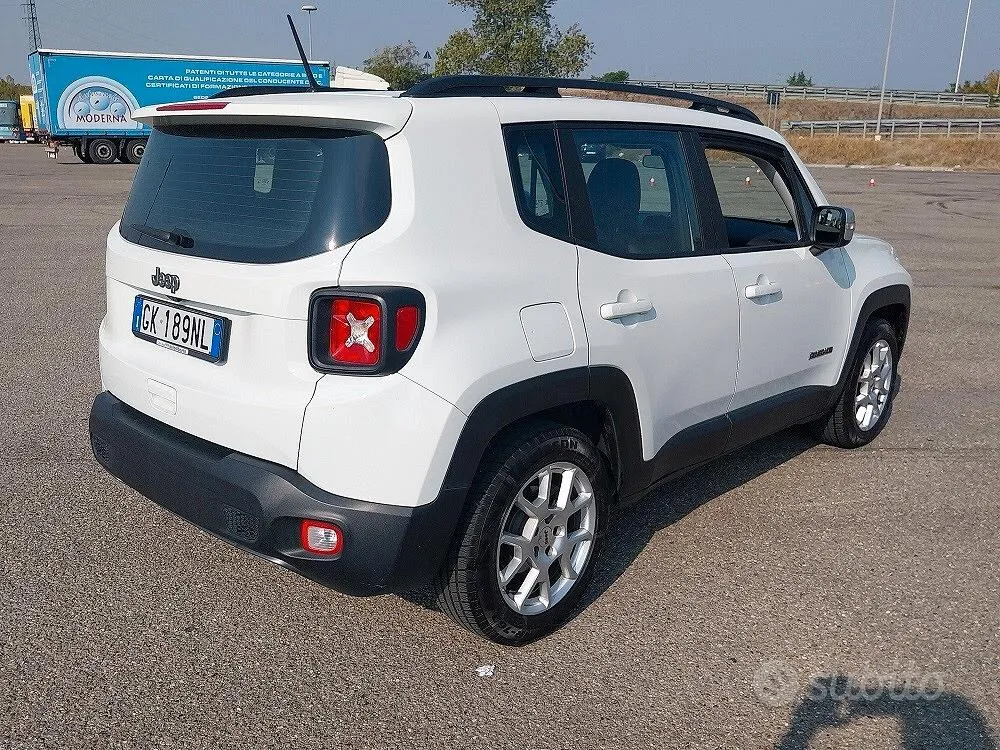 Jeep Renegade 2022 photo 4