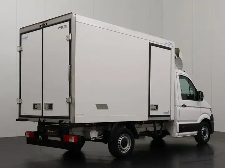 Volkswagen Crafter 2021 photo 2