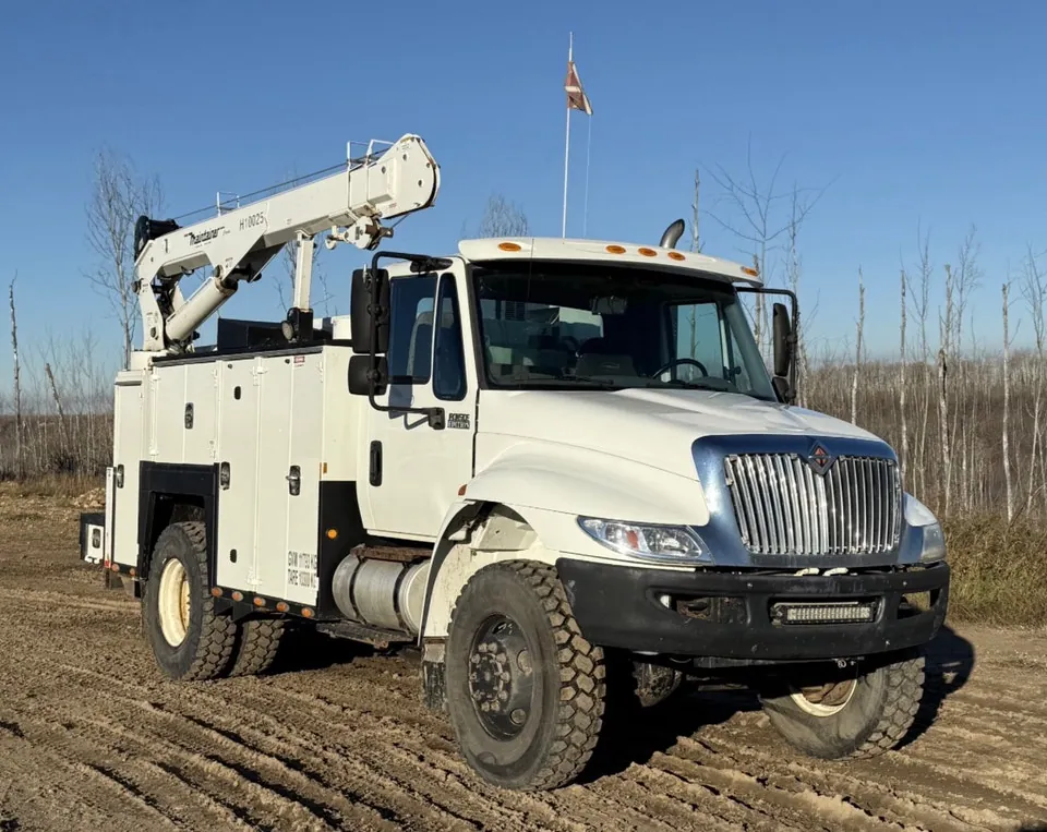 International 4300
