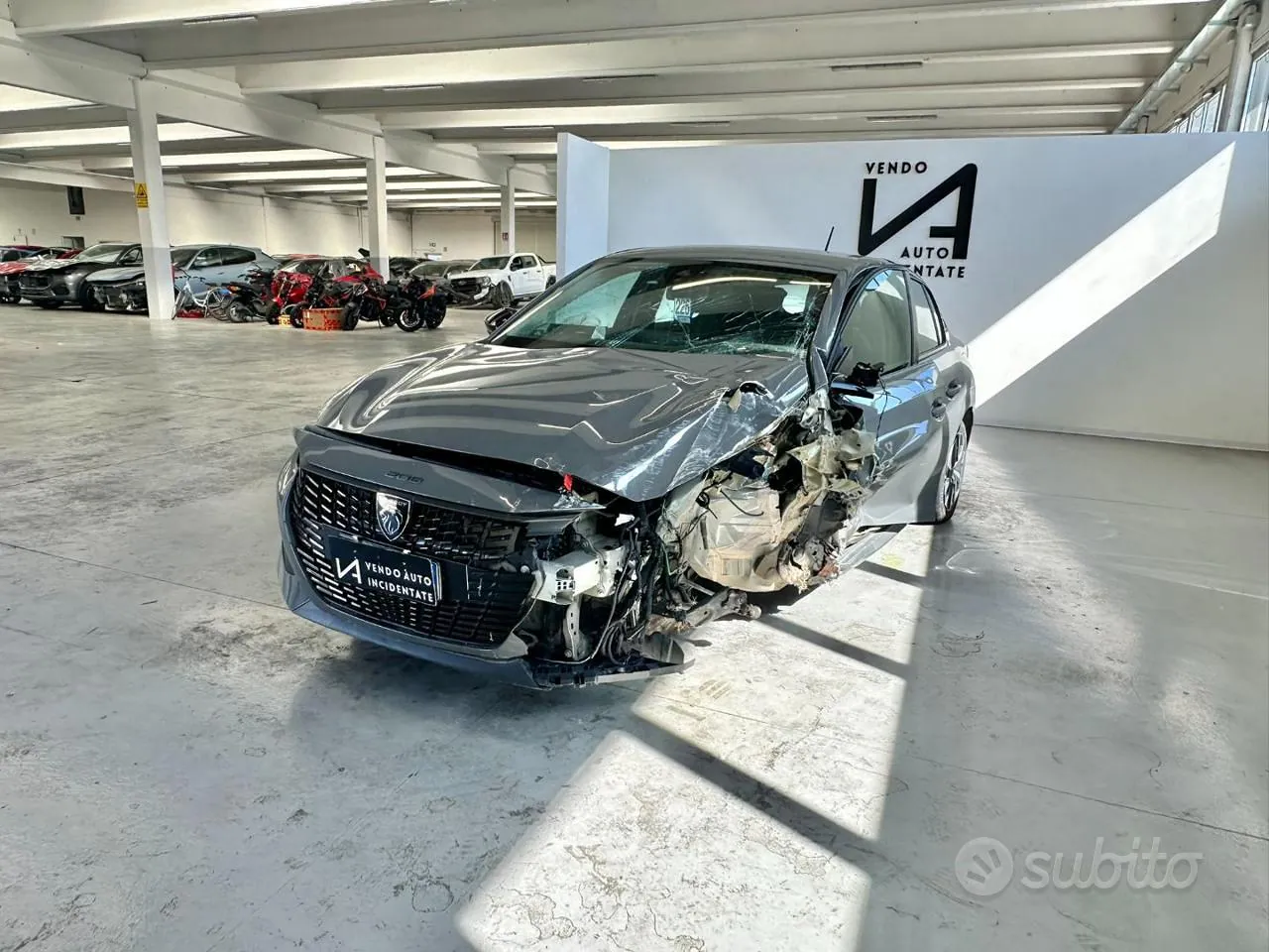 Peugeot 208 2024 photo 3