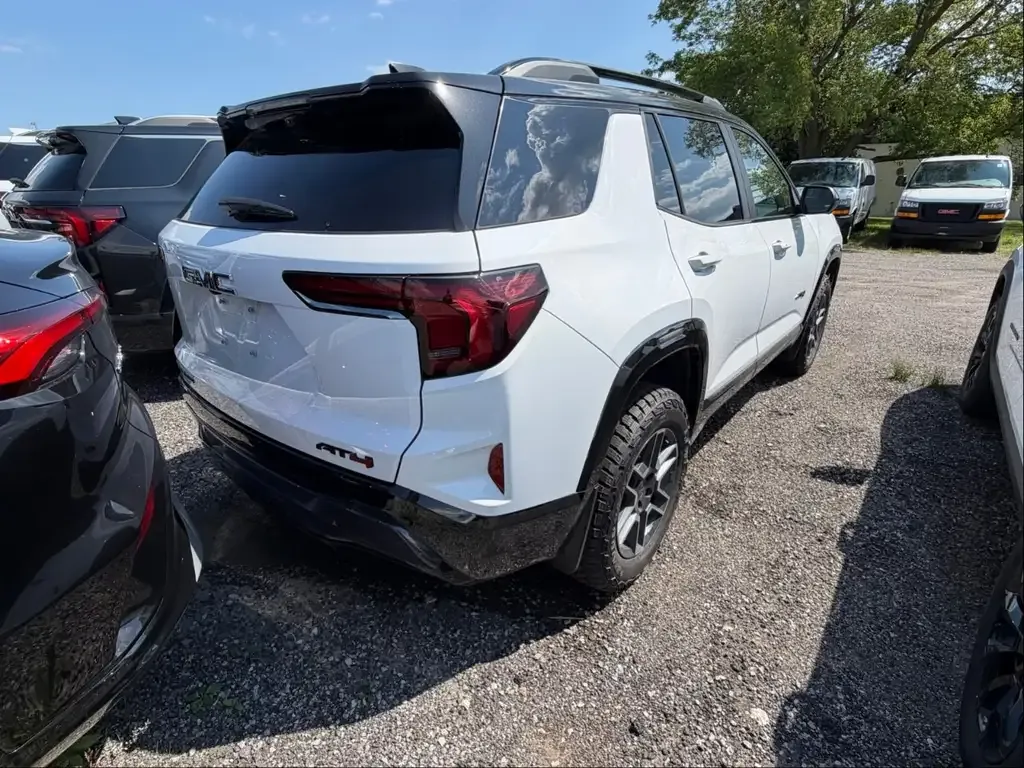 GMC Terrain 2026 photo 4