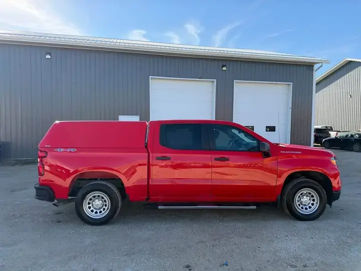 Chevrolet Silverado 1500 2022 photo 3