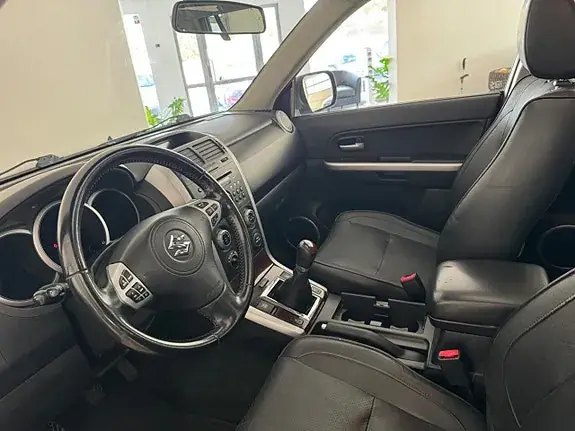Suzuki Grand Vitara 2009 photo 5