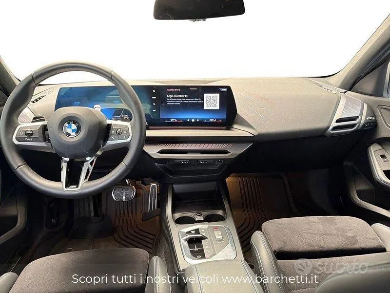 BMW 1 Series 2025 photo 5