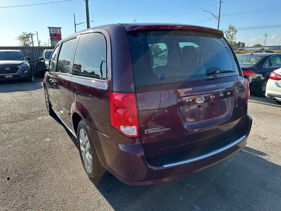 Dodge Grand Caravan 2017 photo 3