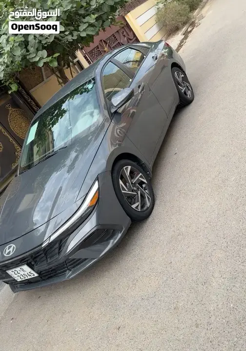 Hyundai Elantra 2024 photo 3