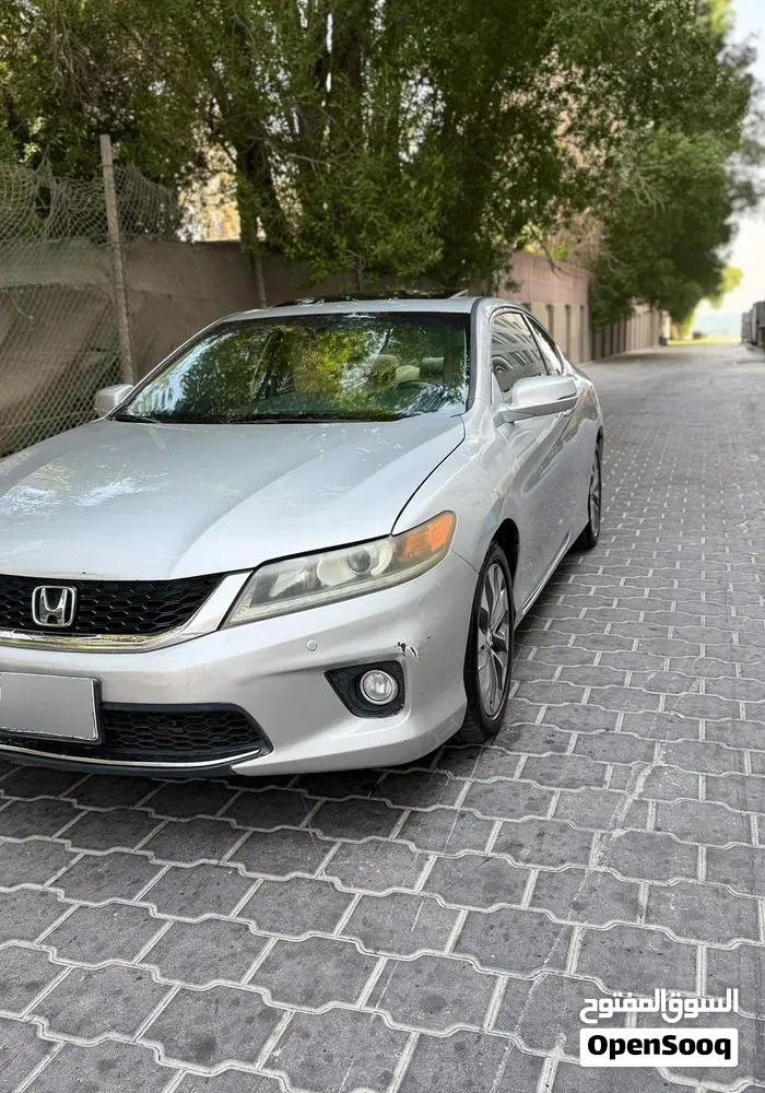 Honda Accord 2015 photo 2