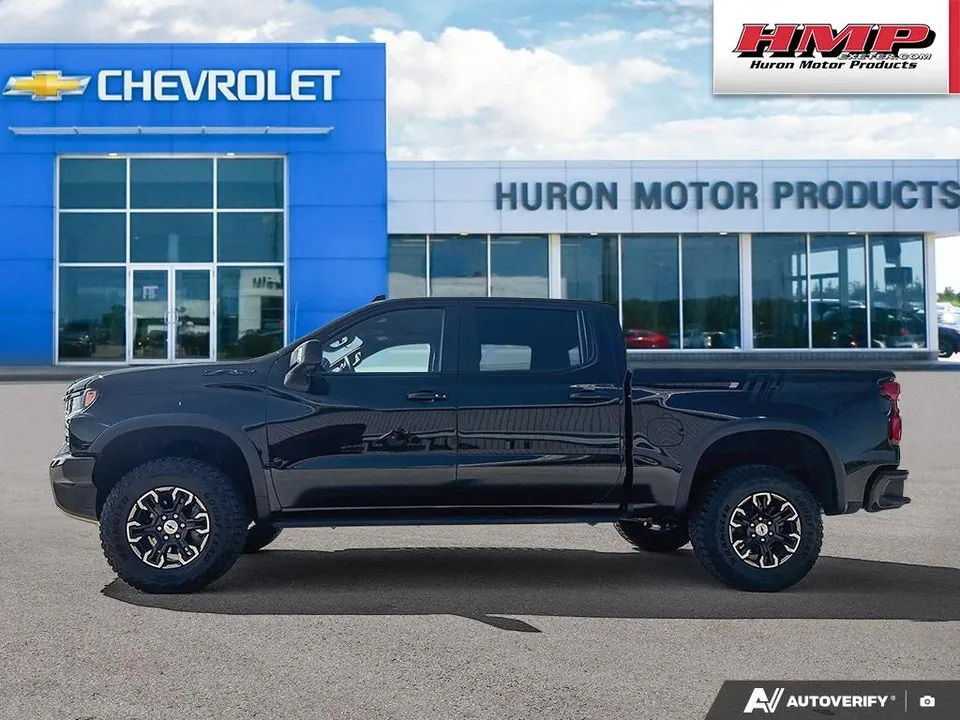 Chevrolet Silverado 1500 2025 photo 3