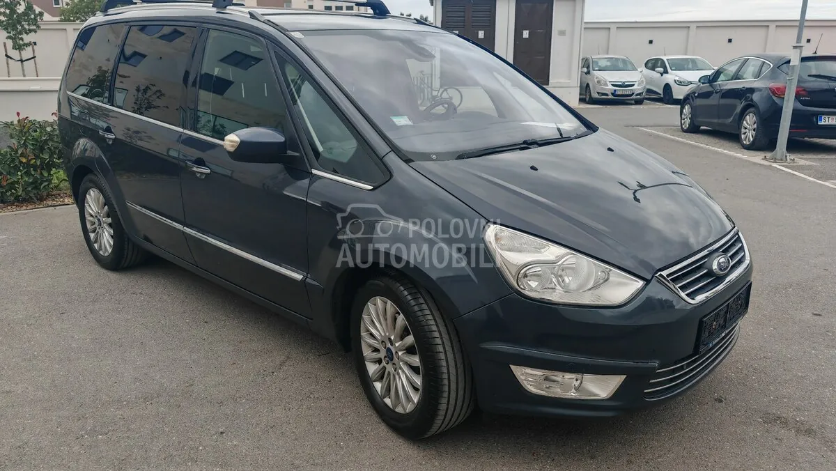 Ford Galaxy 2012 photo 4