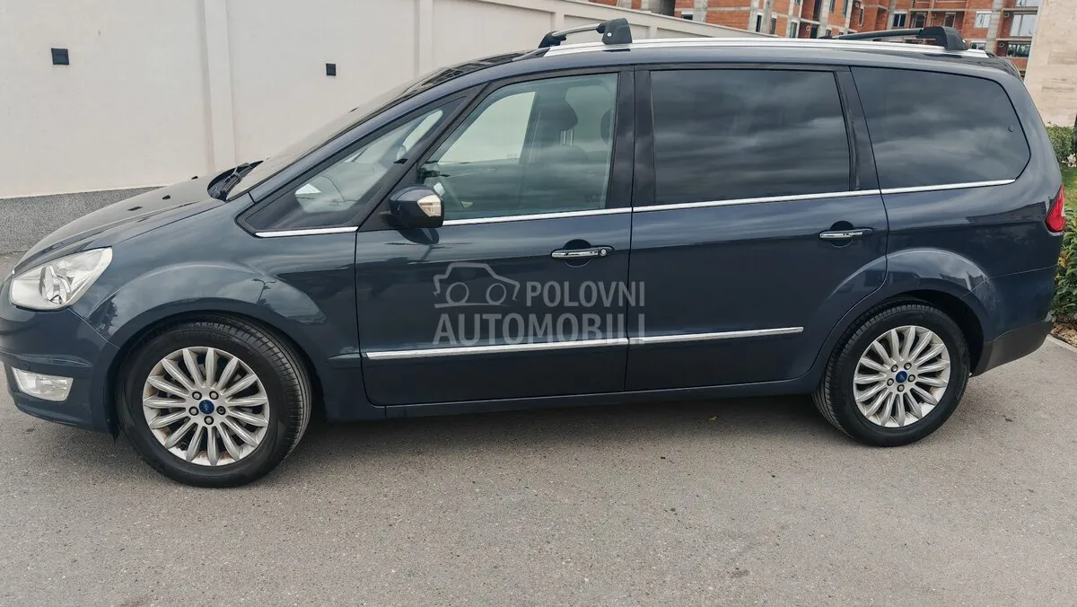 Ford Galaxy 2012 photo 2
