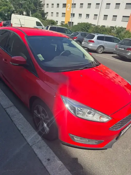 Ford Focus 2018 photo 2