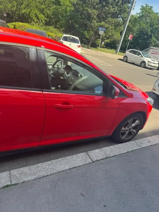 Ford Focus 2018 photo 3
