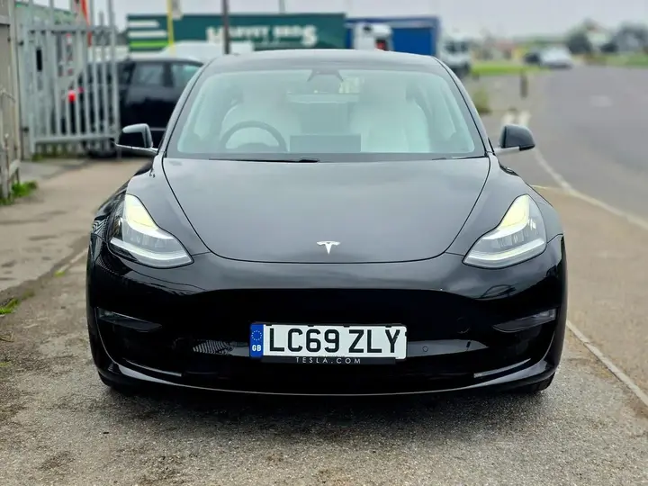 Tesla Model 3 2019 photo 4