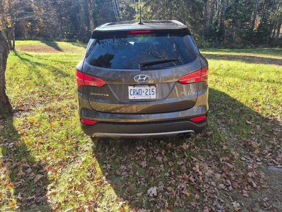 Hyundai Santa Fe 2013 photo 2