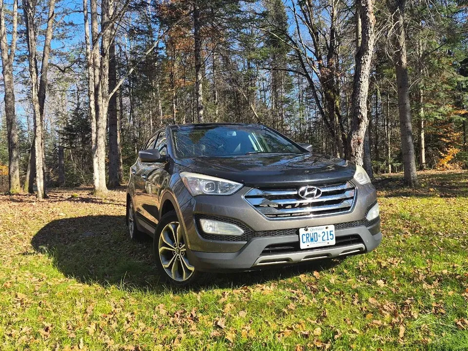 Hyundai Santa Fe 2013 photo 3