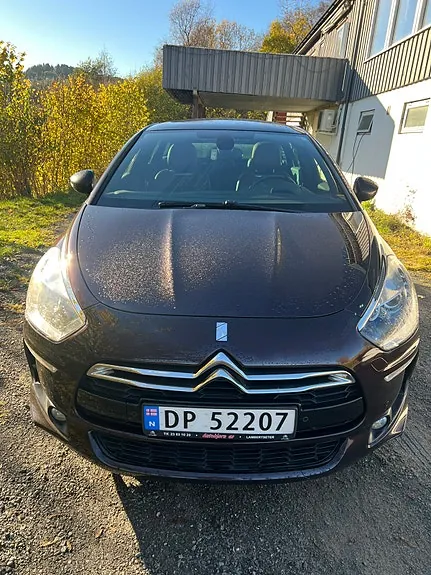 DS Automobiles Ds 5