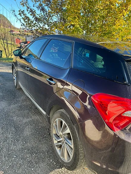 DS Automobiles Ds 5 2014 photo 2