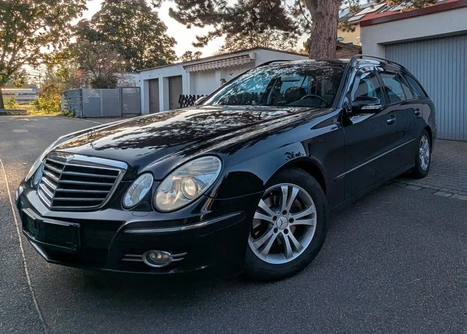 Mercedes-Benz E 220 Cdi