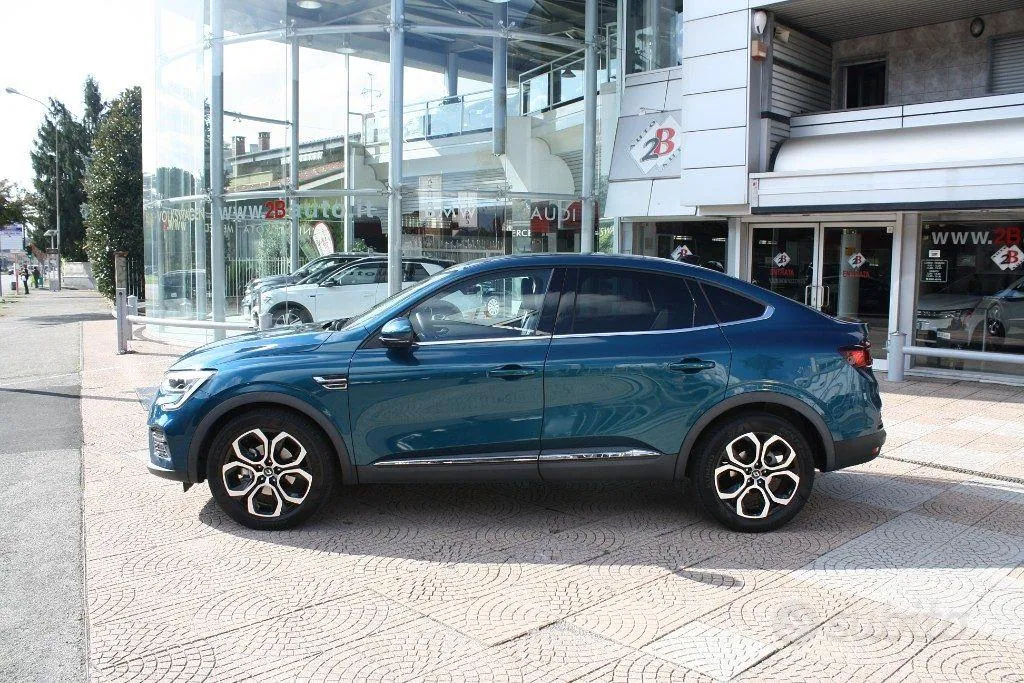 Renault Arkana 2023 photo 2