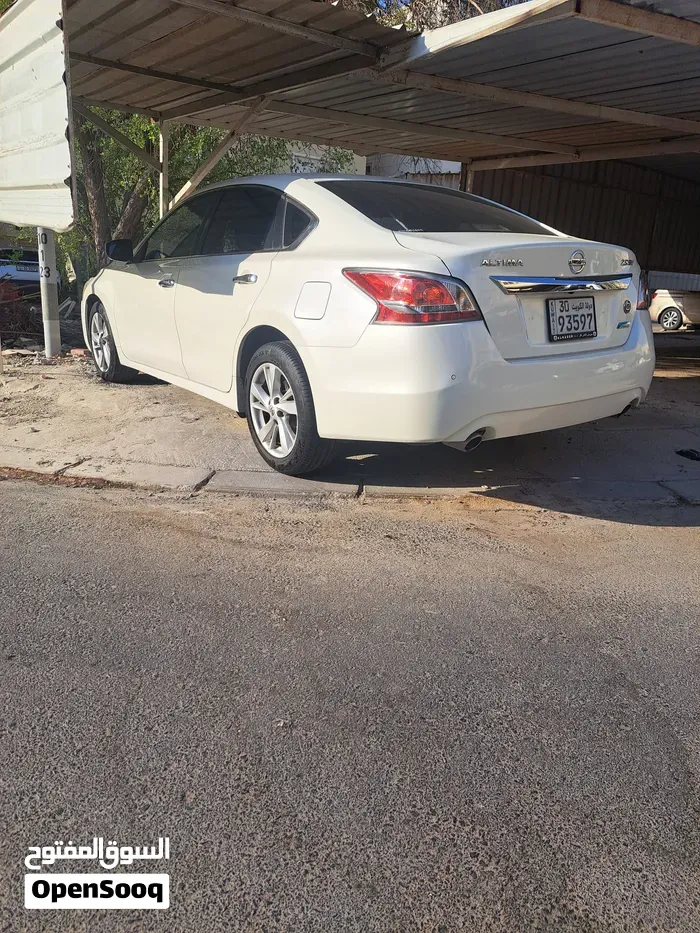 Nissan Altima 2015 photo 3
