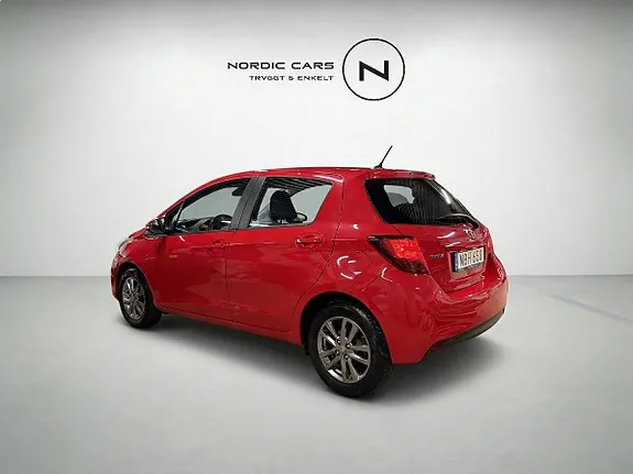 Toyota Yaris 2016 photo 3