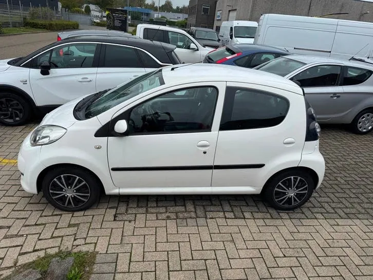 Citroen C1 2009 photo 3