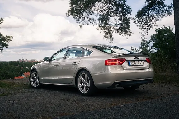 Audi A5 2012 photo 5