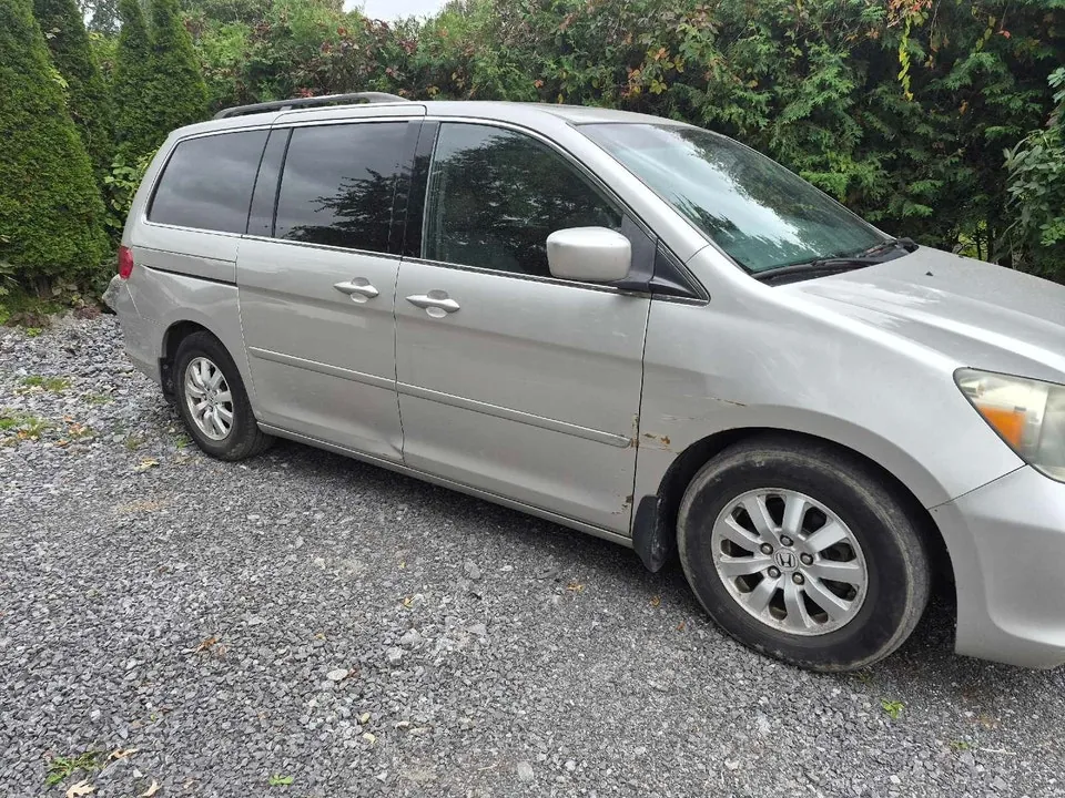 Honda Odyssey 2008 photo 2