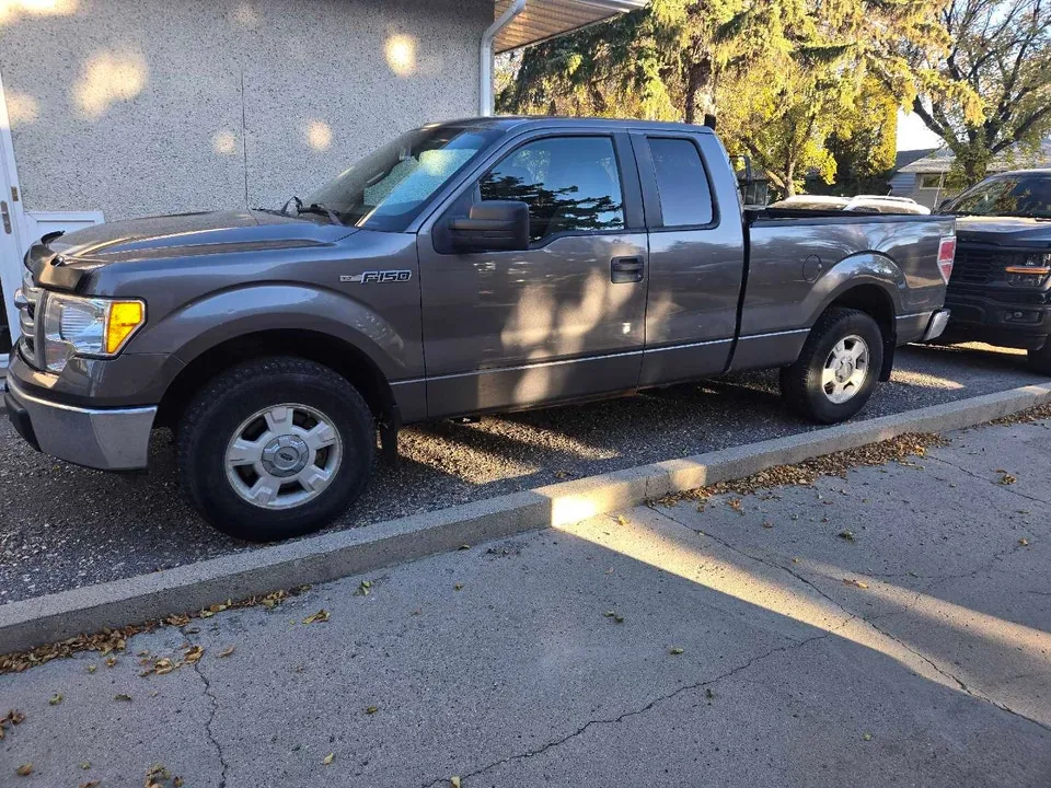 Ford F150 2013 photo 2