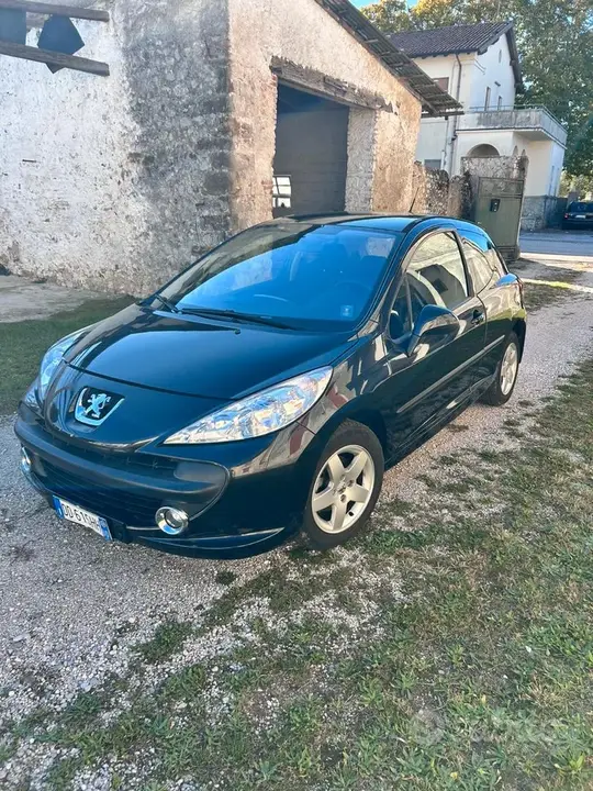 Peugeot 207