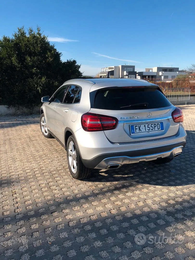 Mercedes-Benz Gla 2017 photo 2
