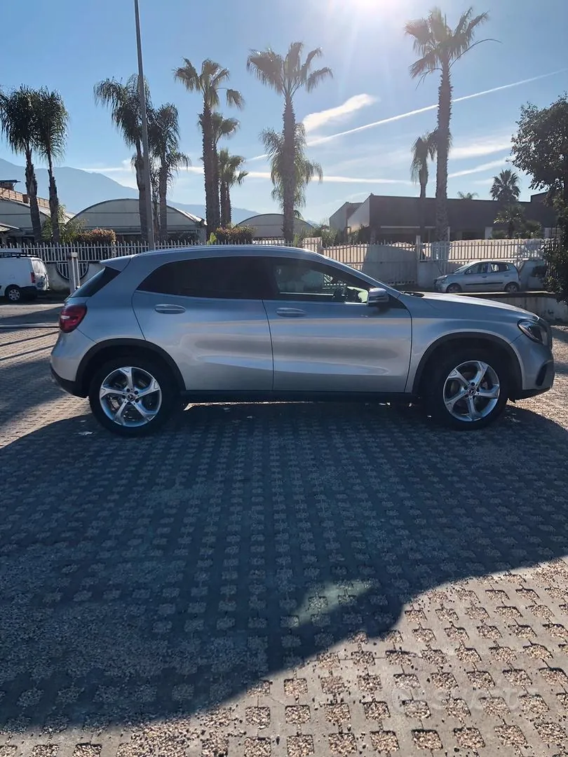 Mercedes-Benz Gla 2017 photo 4