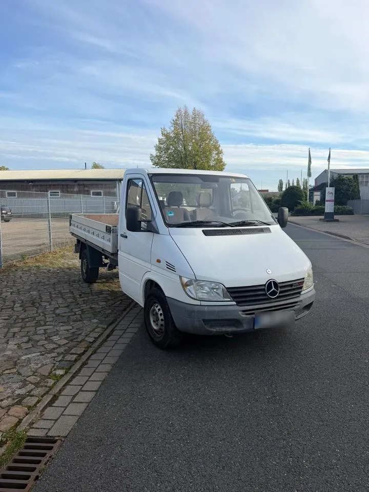 Mercedes-Benz Pritsche