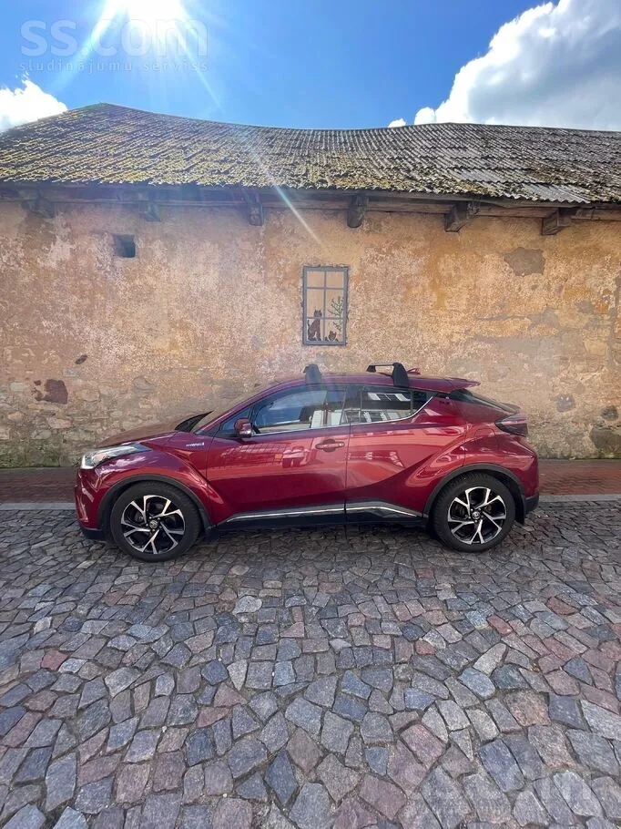 Toyota C-Hr 2019 photo 3