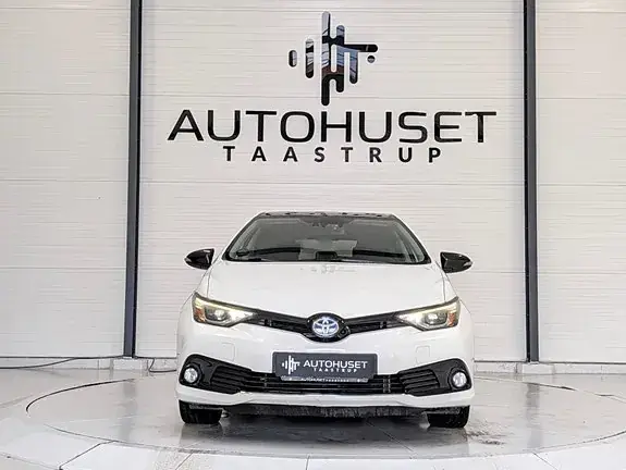 Toyota Auris 2017 photo 4