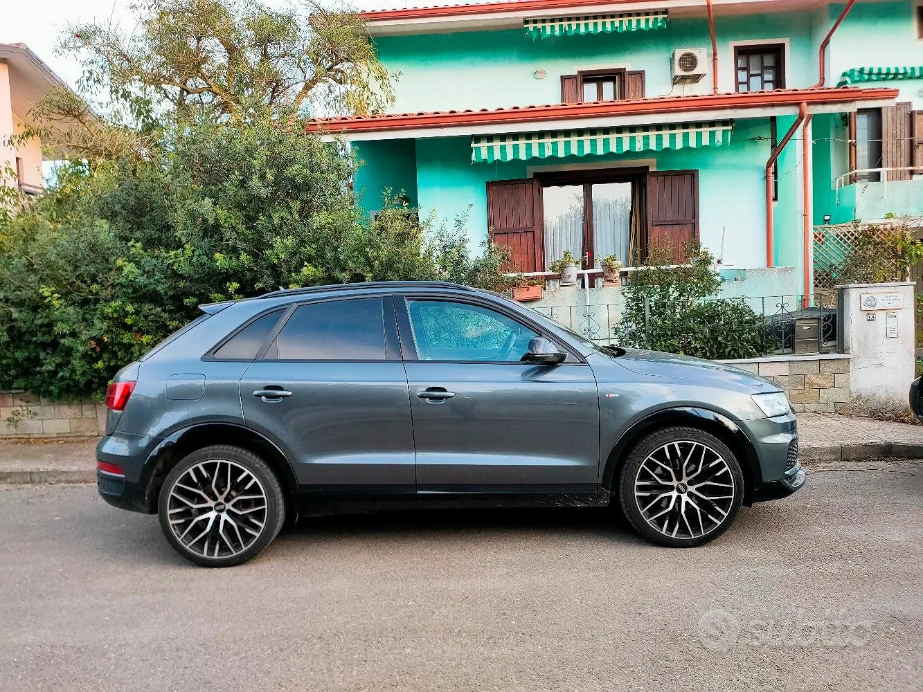 Audi Q3 2017 photo 2