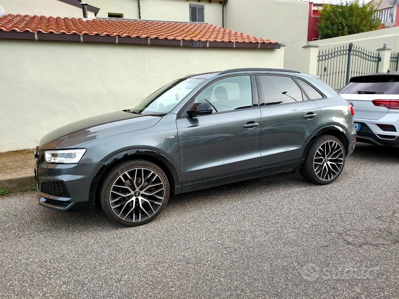 Audi Q3 2017 photo 4