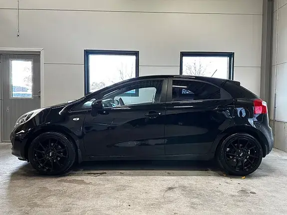 Kia Rio 2012 photo 5
