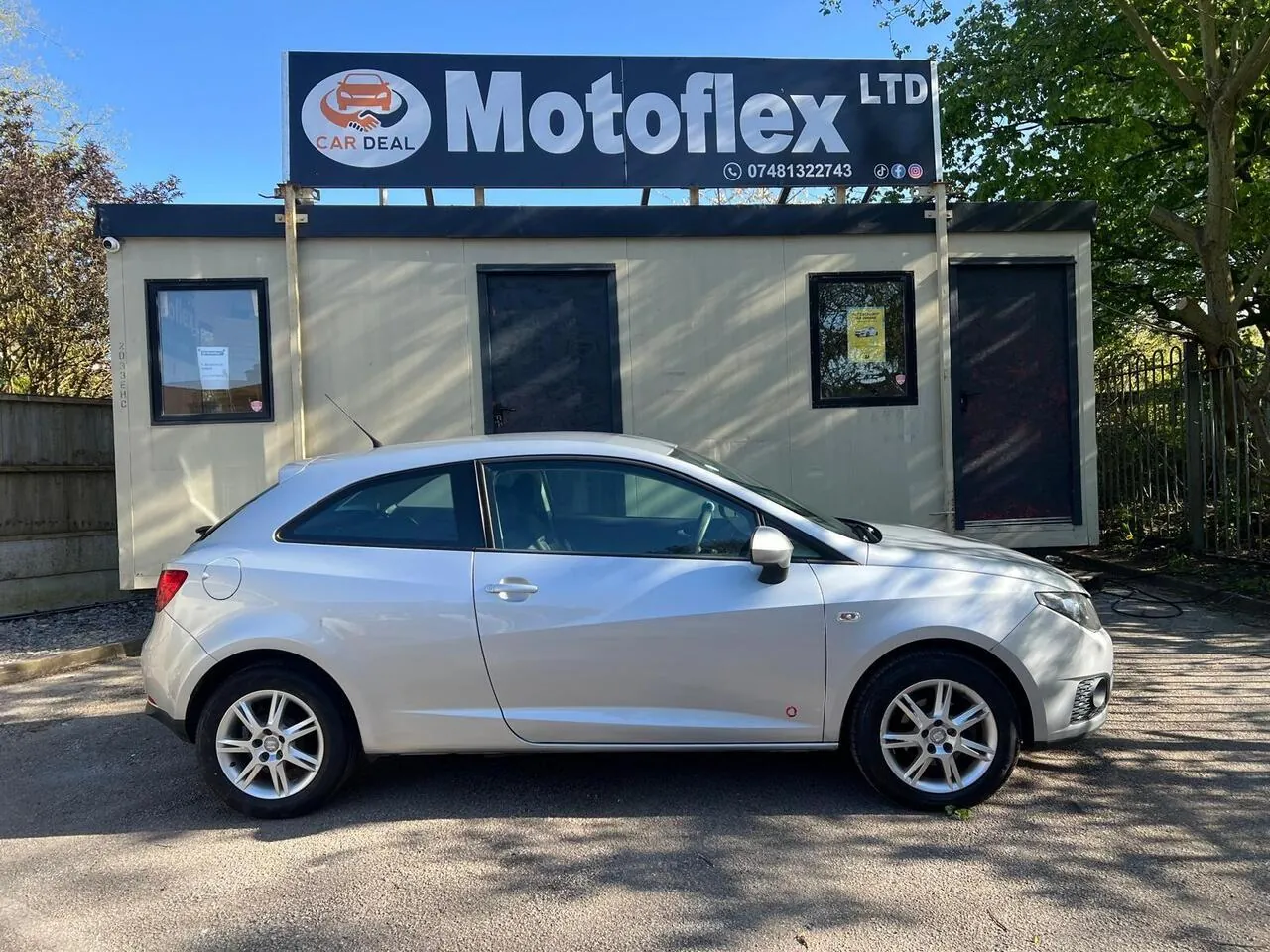Seat Ibiza 2011 photo 4