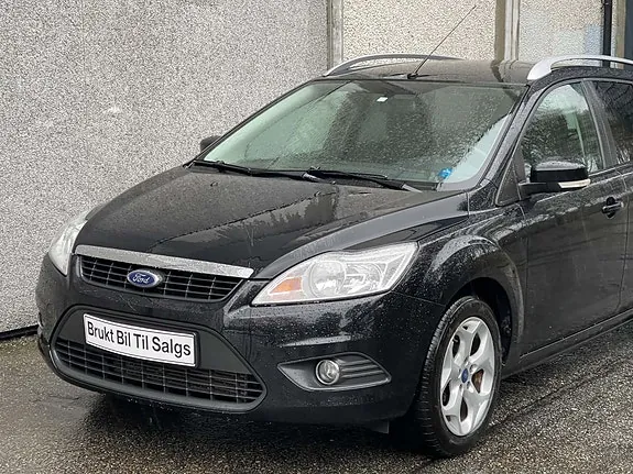 Ford Focus 2011 photo 2