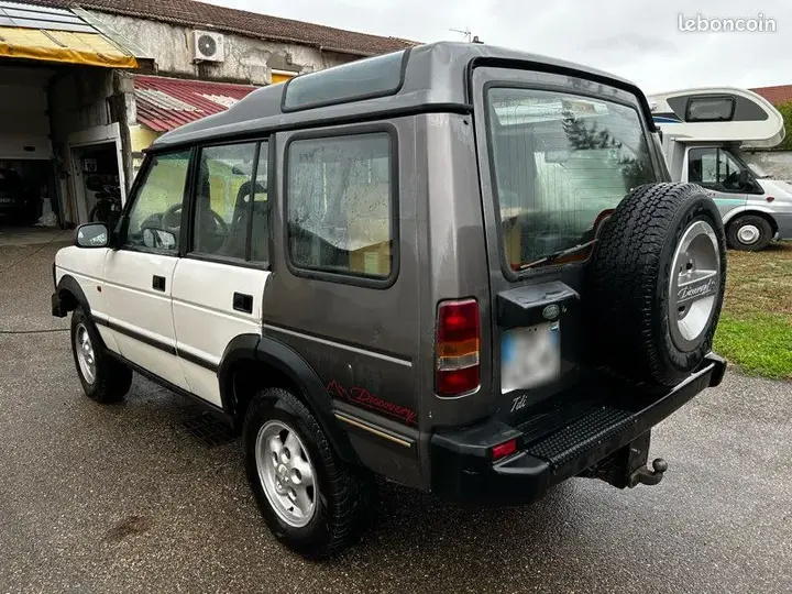 Land Rover Discovery 1993 photo 2