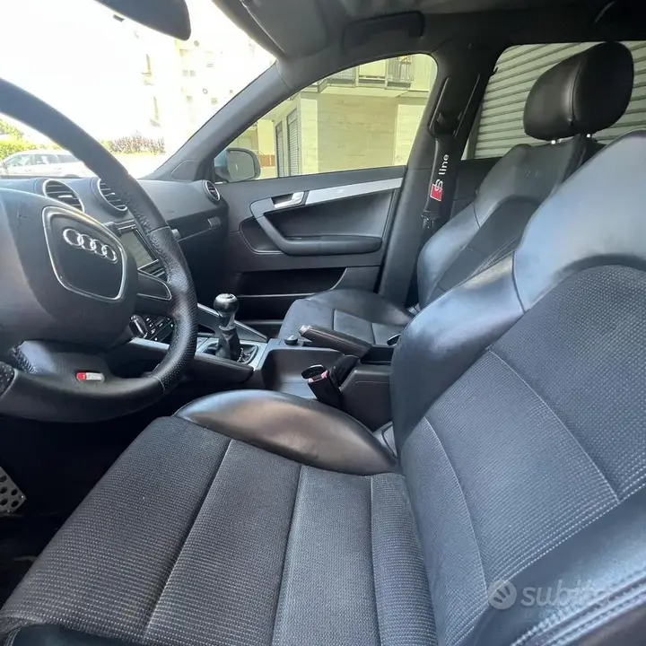 Audi A3 2011 photo 3