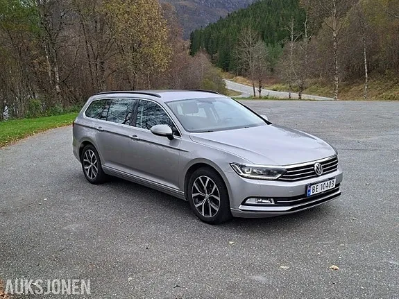 Volkswagen Passat 2017 photo 2