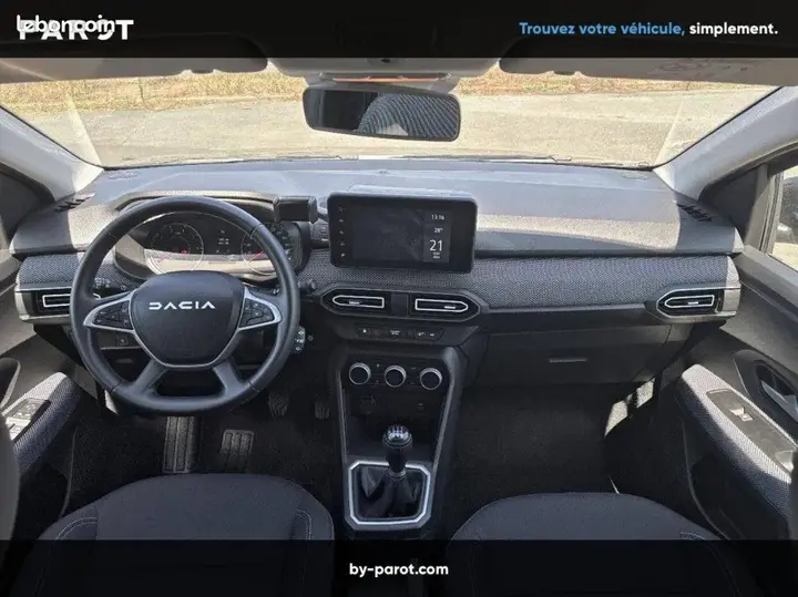 Dacia Sandero 2025 photo 3