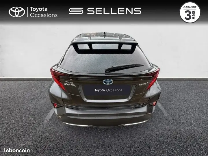 Toyota C-Hr 2023 photo 4