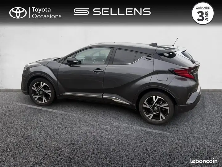 Toyota C-Hr 2023 photo 2