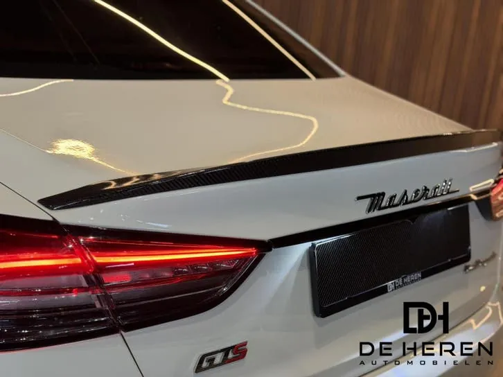 Maserati Quattroporte 2013 photo 3